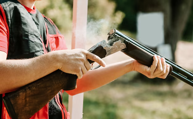 man-opens-shotgun-bolt-after-one-shot-with-smoke_8353-5739.jpg?t=st=1757583778~exp=1757587378~hmac=6533e0312f57c1b4f1443c559bfa412fc3b9b02f1d8ab8c3a6a2797f0cc93dfd&w=1480